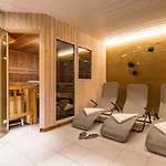 Alpenapart Montafon - Haus Engstler Apartament Tschagguns