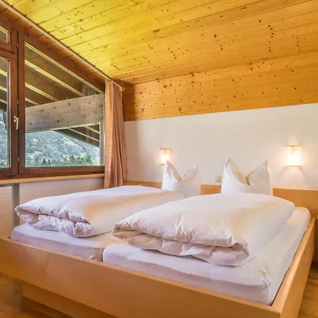 شقة Alpenapart Montafon - Haus Engstler تشاغنز