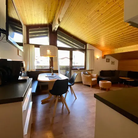 Alpenapart Montafon - Haus Engstler 施伦斯