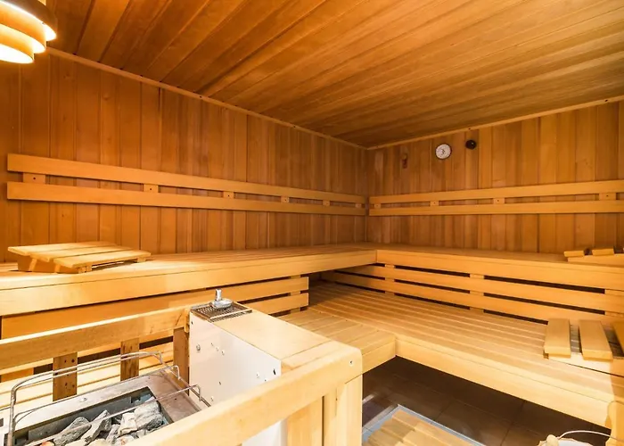 شقة Alpenapart Montafon - Haus Engstler تشاغنز