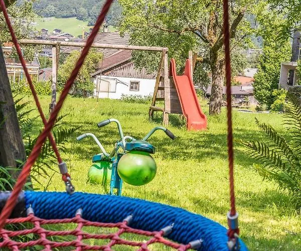 Alpenapart Montafon - Haus Engstler شقة تشاغنز